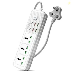 Gizga Essentials Extension Board with USB, 2500W | 3 Universal Sockets