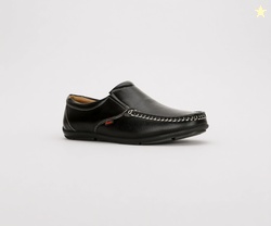 Bata Men Pull On Shoes