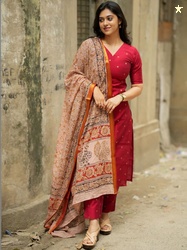 GoSriKi Women Ethnic Motifs Printed Regular Kurta with Trousers & With