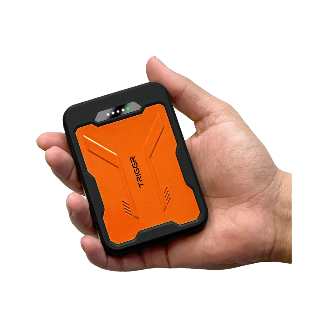 TRIGGR 10000 mAh 22.5 W Mini Pocket Size Power Bank Black Inferno, Lit