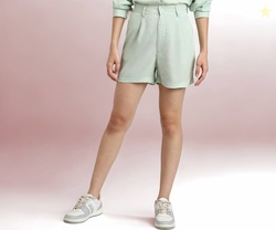 Forever 21 Women Solid Regular Fit Shorts